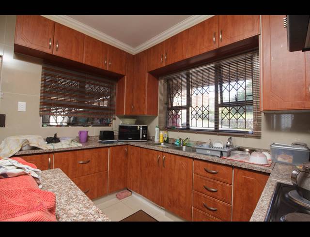 4 BEDROOM HOUSE FOR SALE IN SHALLCROSS